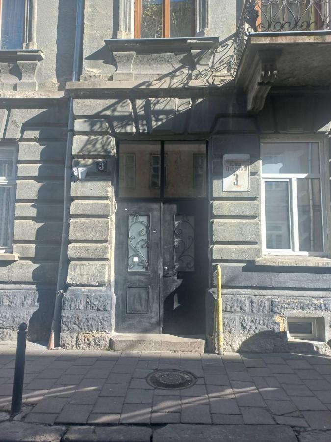 Чорно -Білий Люкс В Центрі Apartment Лвив Екстериор снимка