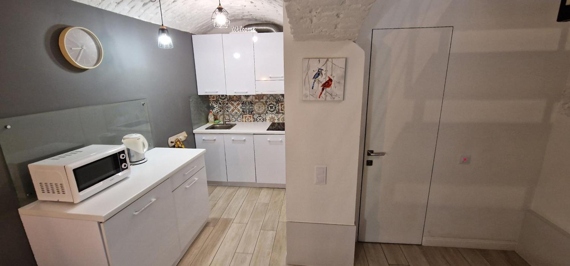 Чорно -Білий Люкс В Центрі Apartment Лвив Екстериор снимка