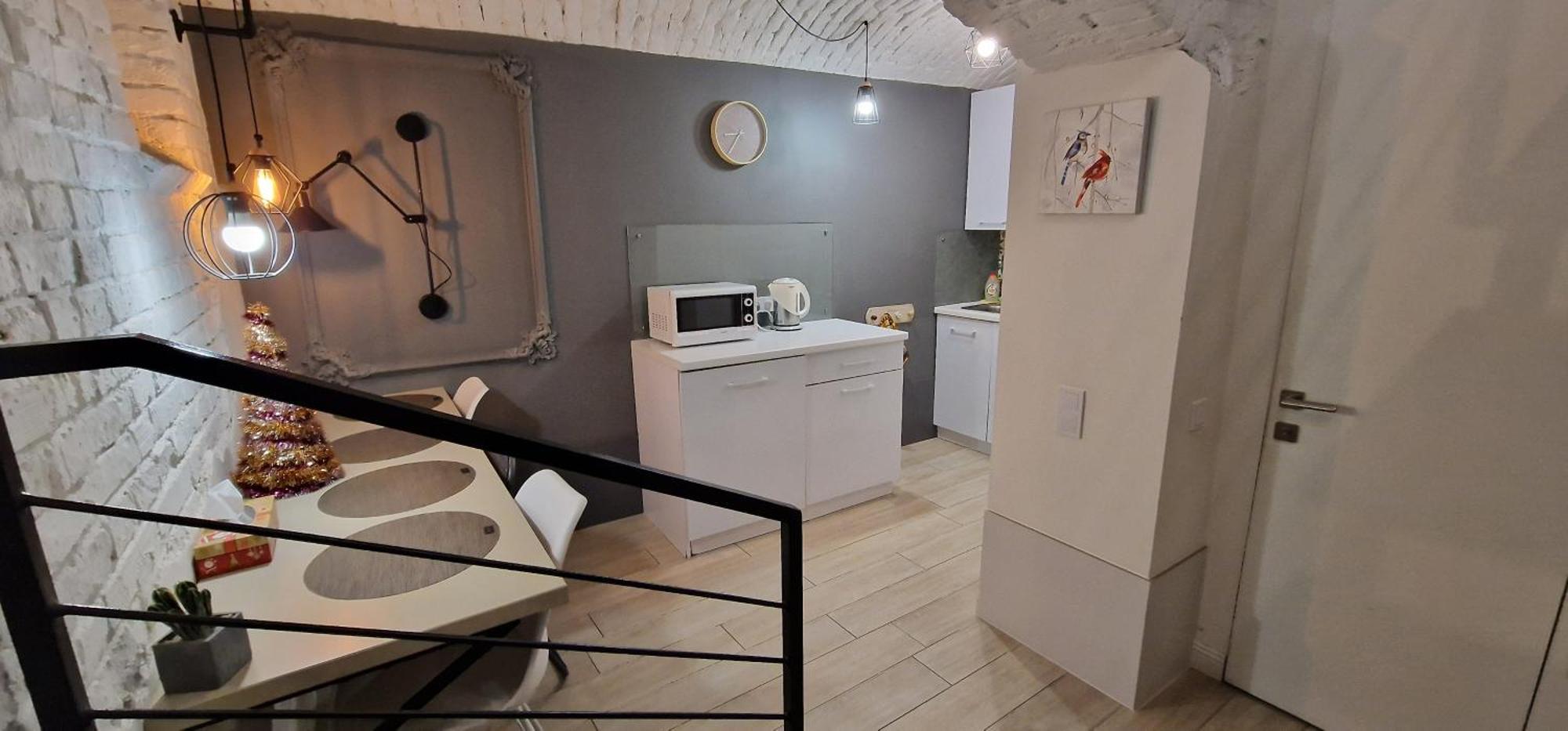 Чорно -Білий Люкс В Центрі Apartment Лвив Екстериор снимка